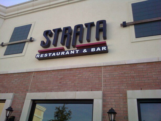 Strata Restaurant Bar